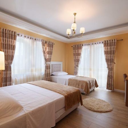 Bed and Breakfast Eagles Philadelphia Корча Экстерьер фото