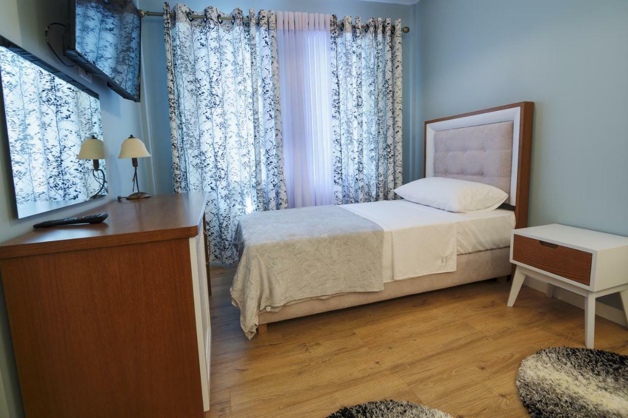 Bed and Breakfast Eagles Philadelphia Корча Экстерьер фото