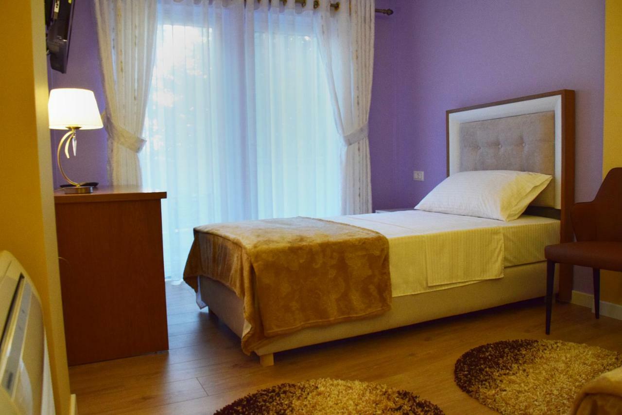 Bed and Breakfast Eagles Philadelphia Корча Экстерьер фото